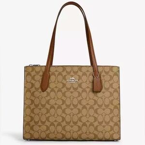 Nina Tote Bag In Signature Canvas